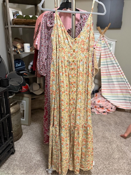 Rip Curl Dresses & Skirts - Rip Curl Yellow Floral Maxi Dress with Orange & Green Accents